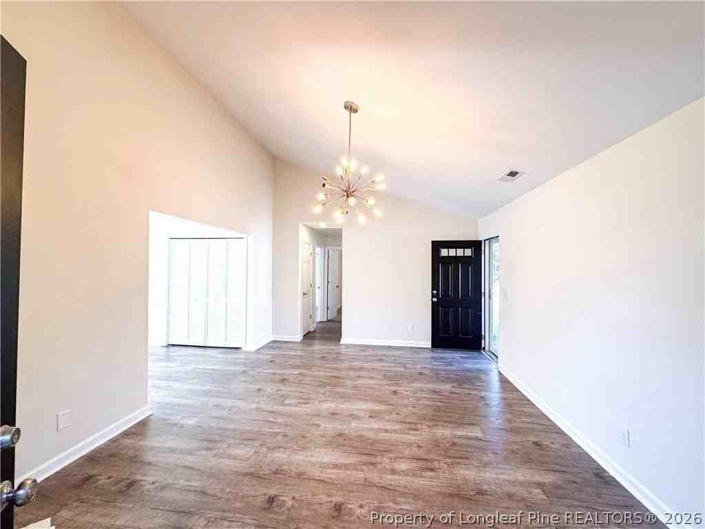 499 Coronation Dr - Photo 6 of 21