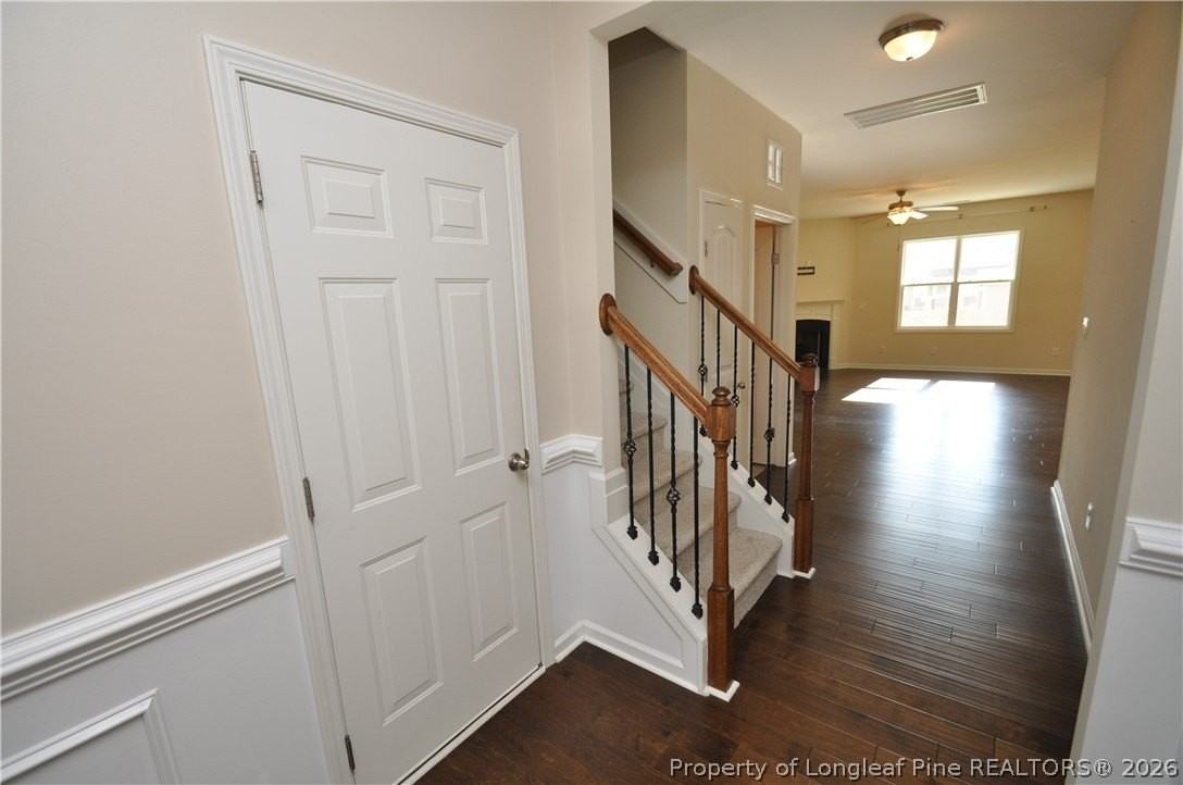 84 Fairview St - Photo 4 of 49