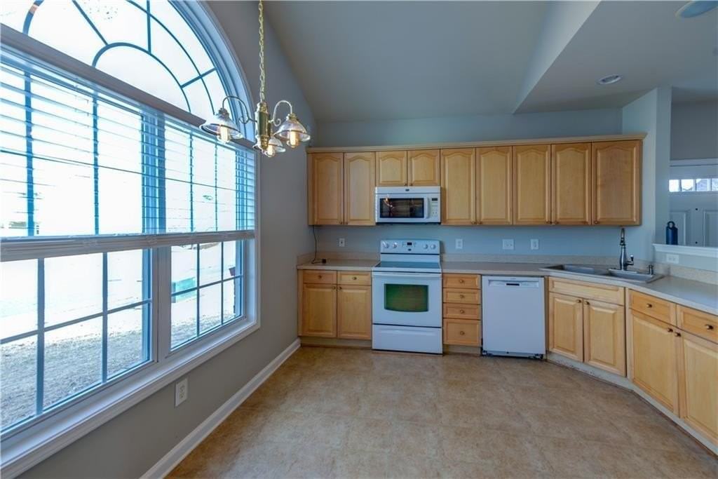 2419 Millbank Ct - Photo 6 of 13