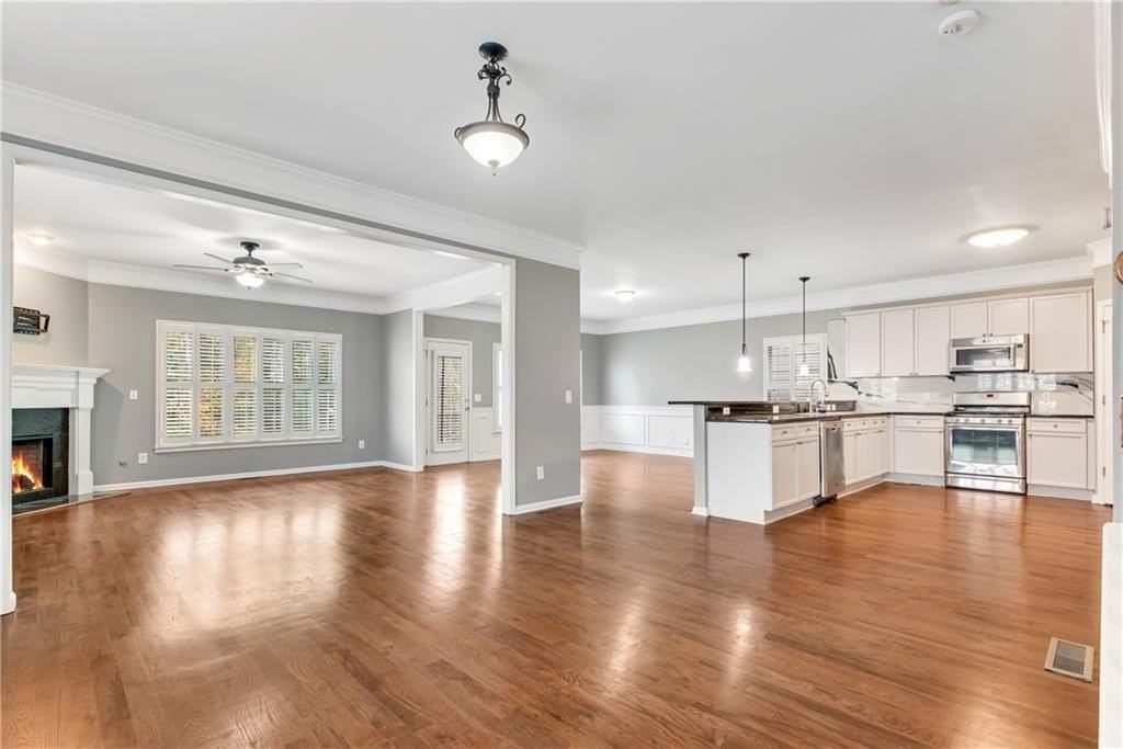 299 Water Oak Pl - Photo 4 of 30