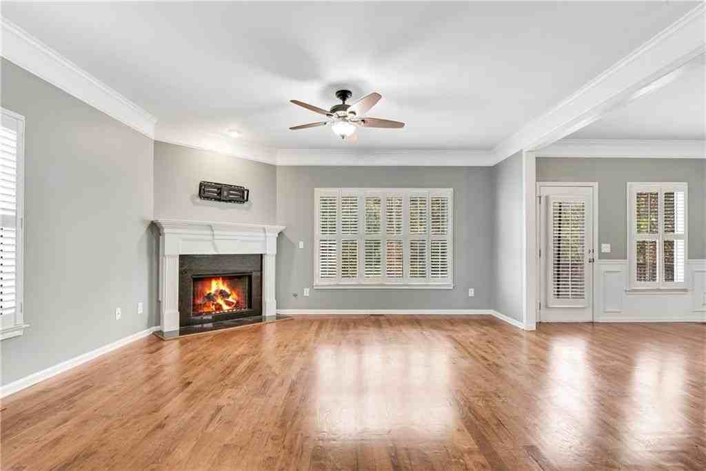 299 Water Oak Pl - Photo 6 of 30