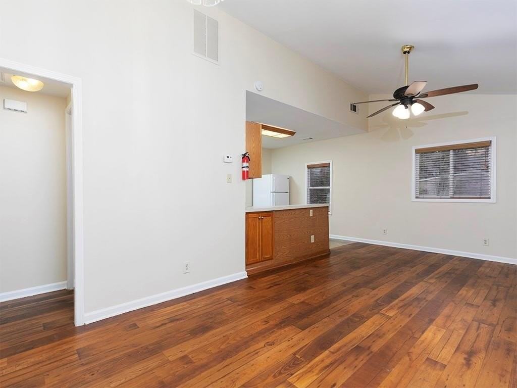 2166 Hanfred Ct - Photo 5 of 21