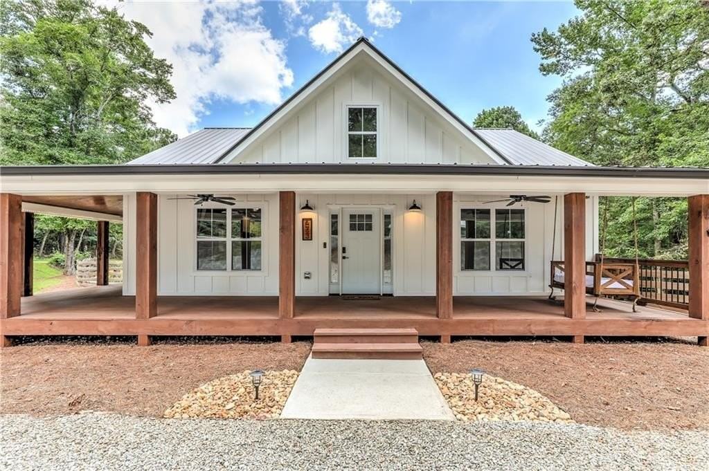 623 Sweetwater Creek Dr - Photo 5 of 42