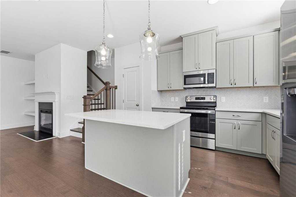 6413 Shalks Crossing Dr