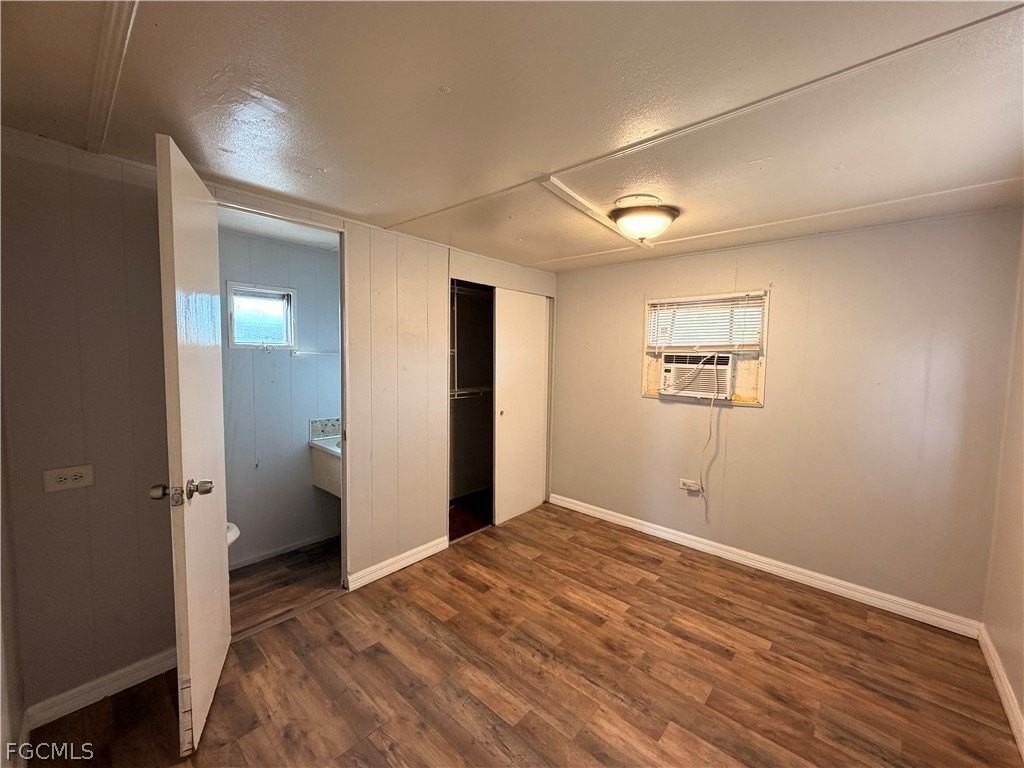 7897 Suncoast Dr - Photo 6 of 12