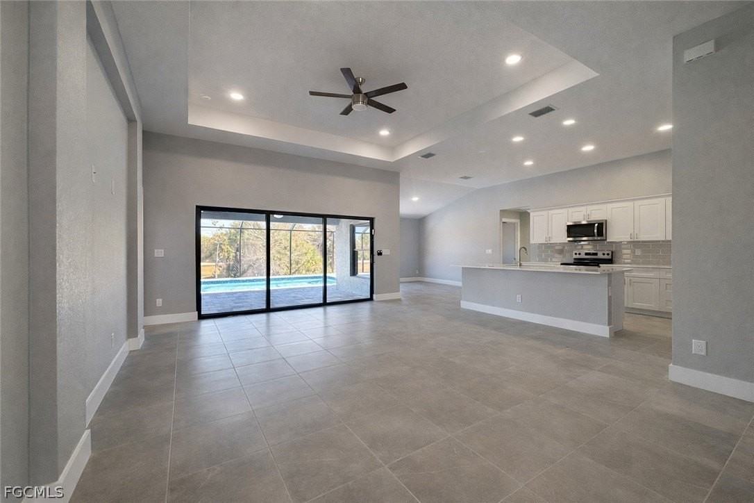 3545 Nw 41st Ave - Photo 3 of 27