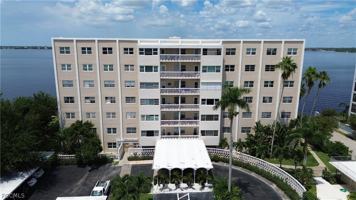 featured image of 1900 Clifford St Apt 201