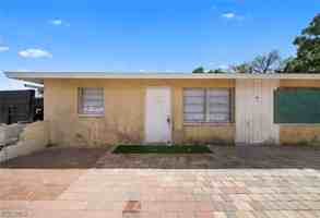 featured image of 464 Carolina Ave Unit A