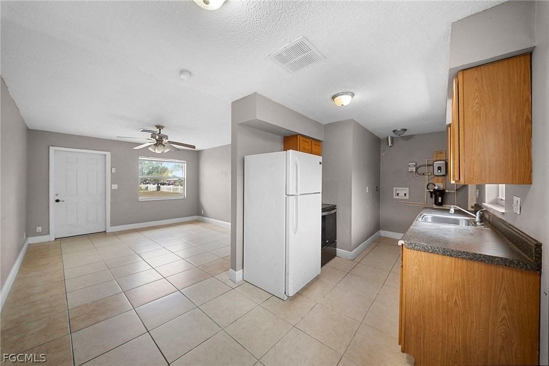 5456 5th Ave - Photo 5 of 13