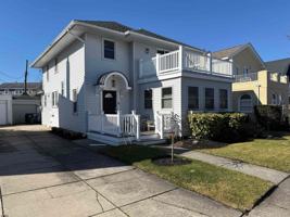 featured image of 32 West Dr