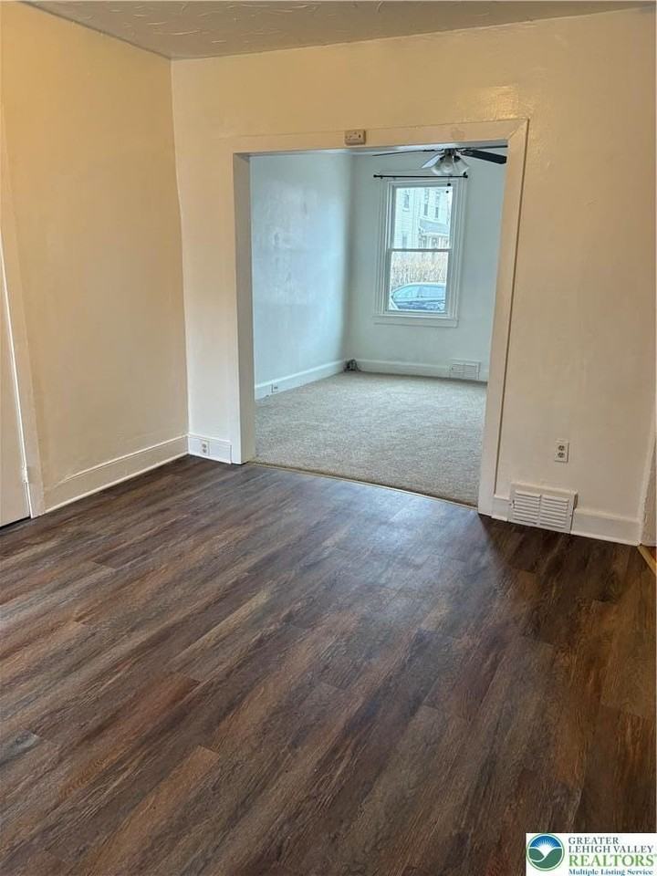 1012 Ferry St - Photo 7 of 18