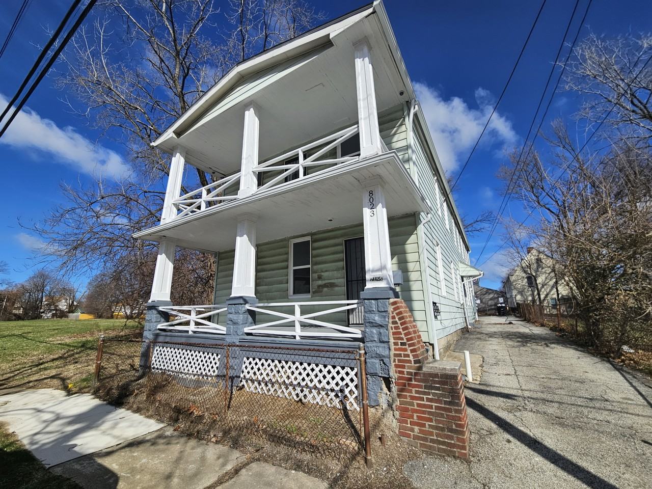 8023 Kosciuszko Ave #2