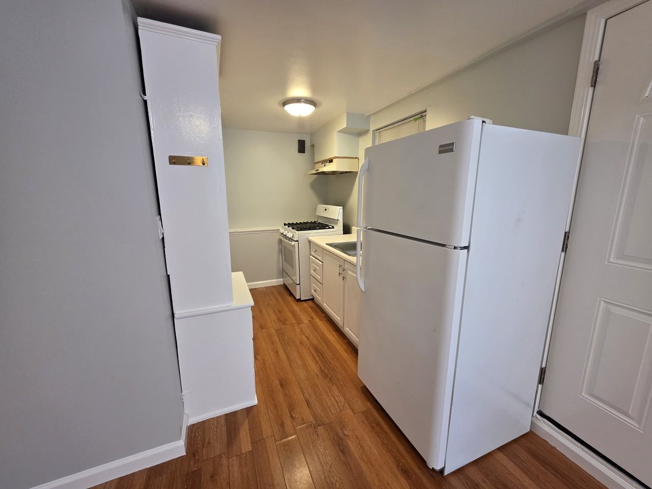 947-949 Page Street - Photo 3 of 11