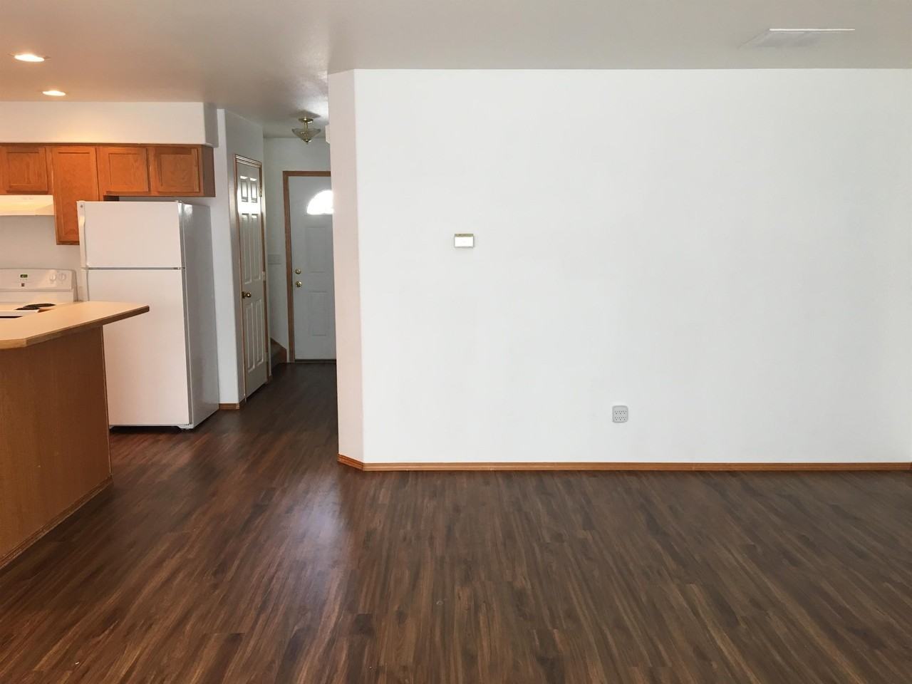 1330 S Skyline Dr - GRQ - WA - Photo 6 of 18