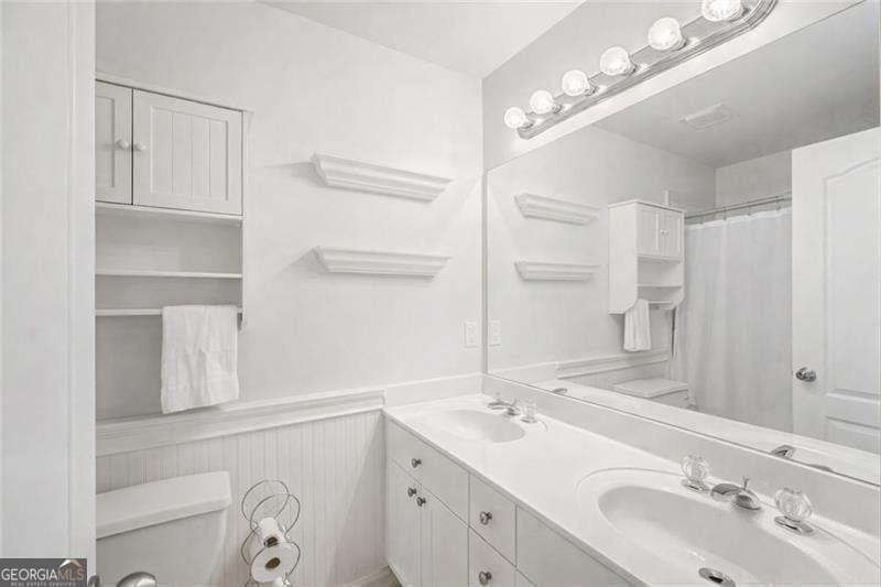 1204 Harris Commons Pl - Photo 7 of 7