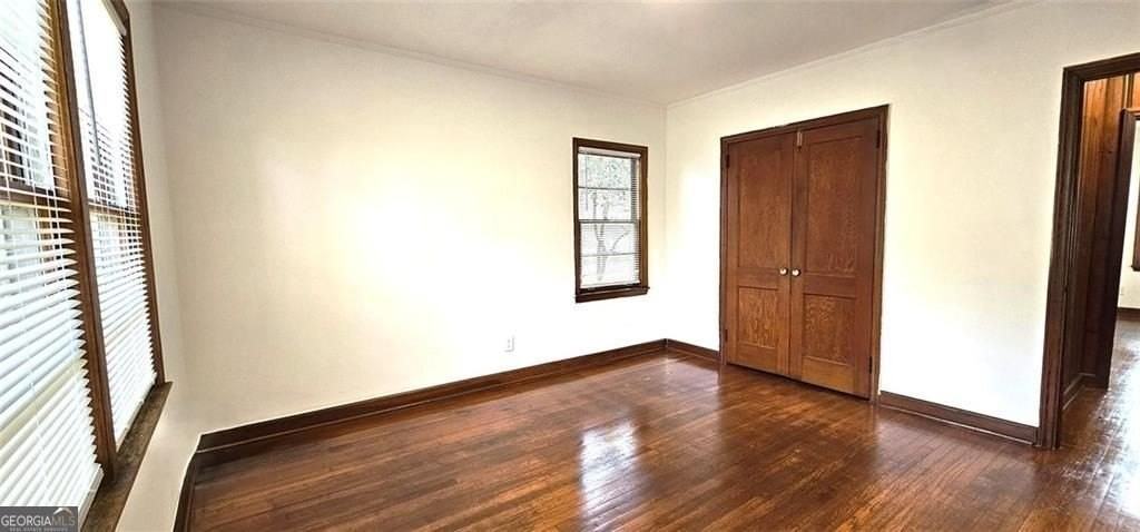 320 Adair St - Photo 5 of 14