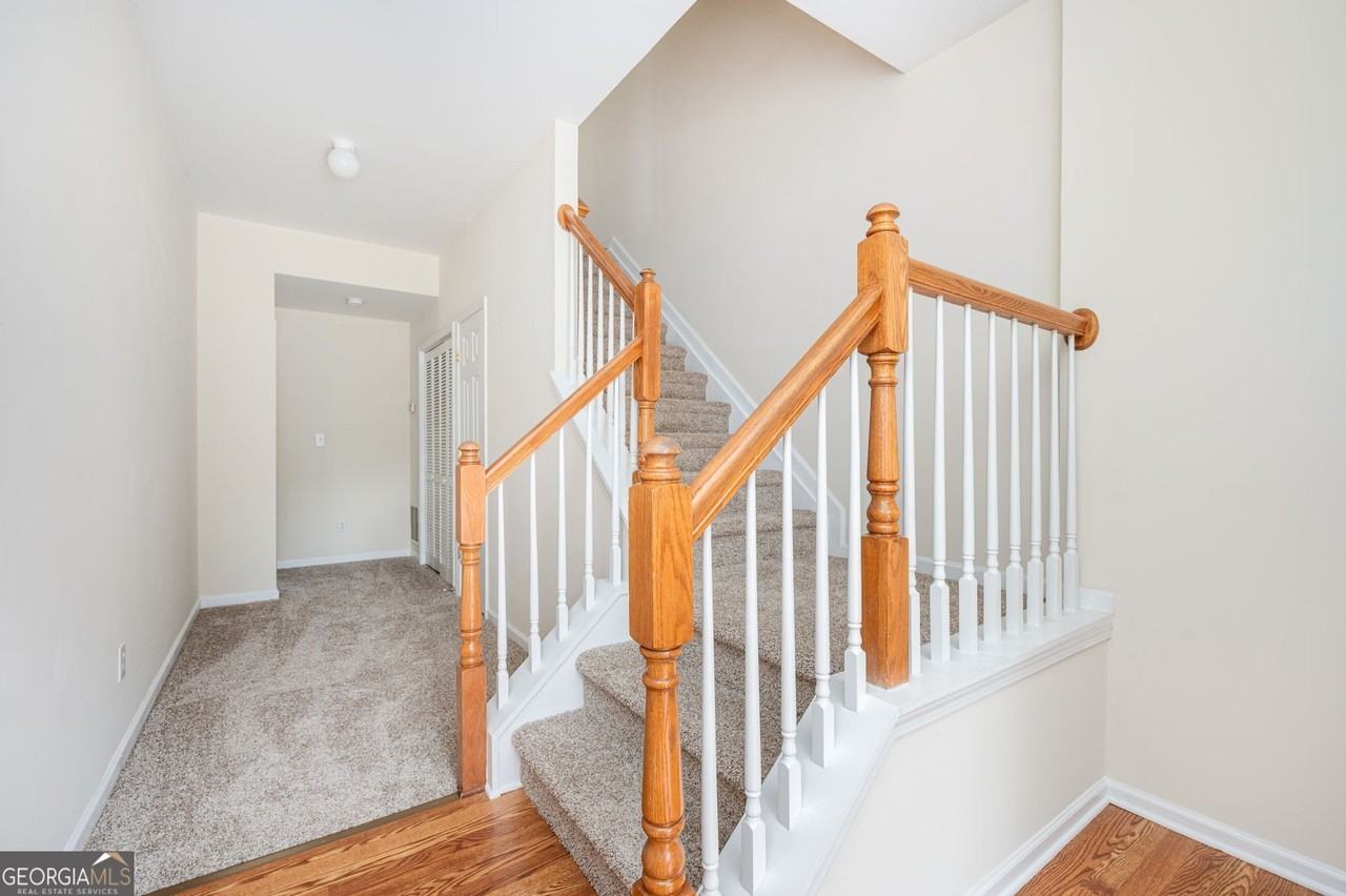 2213 Leicester Way Se - Photo 3 of 29