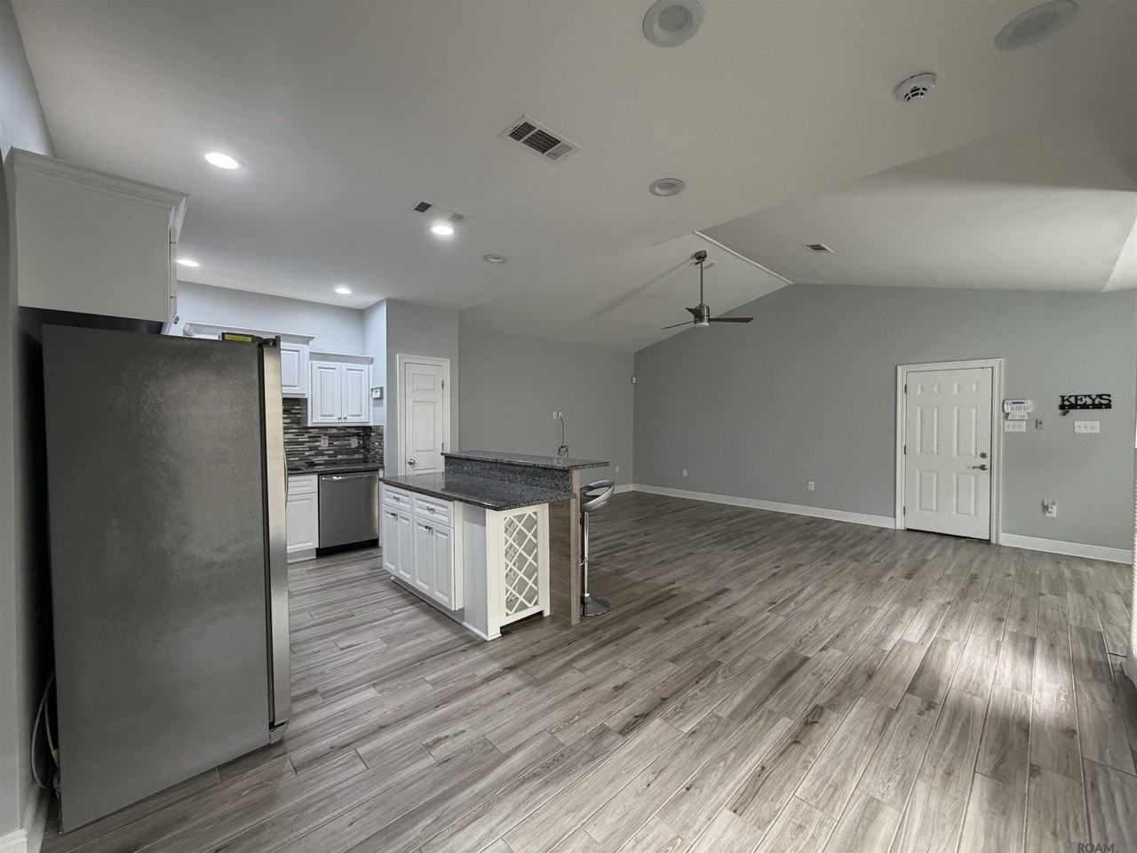 1046 Sedona Pines Dr - Photo 5 of 19