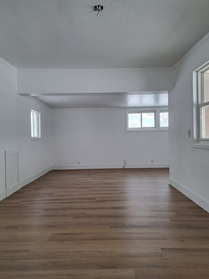 Lincoln 309 - Photo 5 of 23