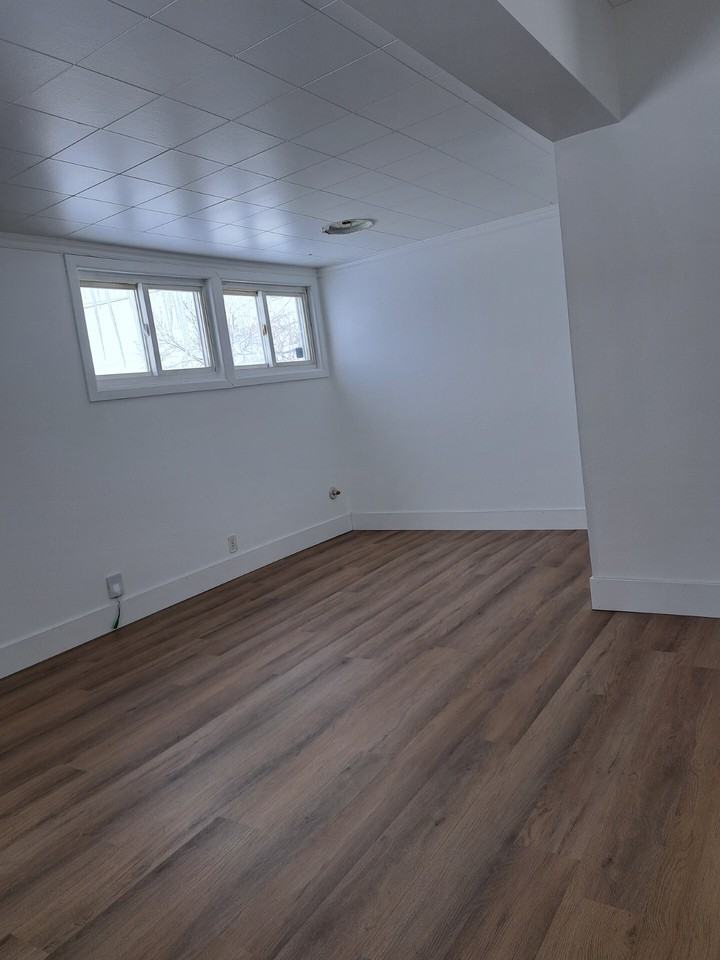 Lincoln 309 - Photo 6 of 23