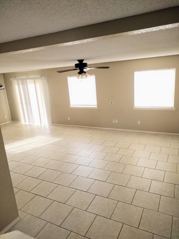 4480 Loma Diamante Dr - Photo 6 of 31