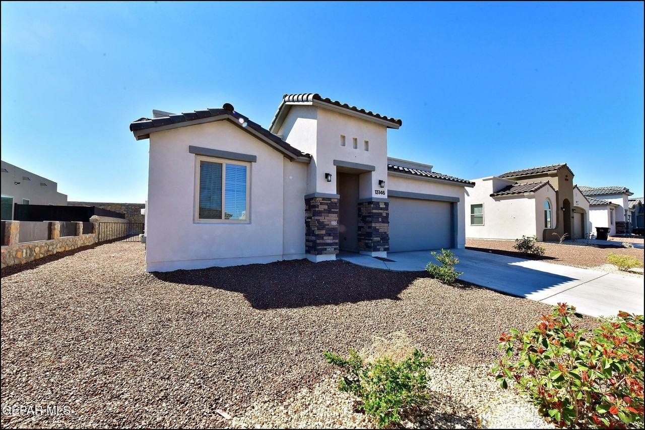 13146 Cleethorpes St - Photo 2 of 47