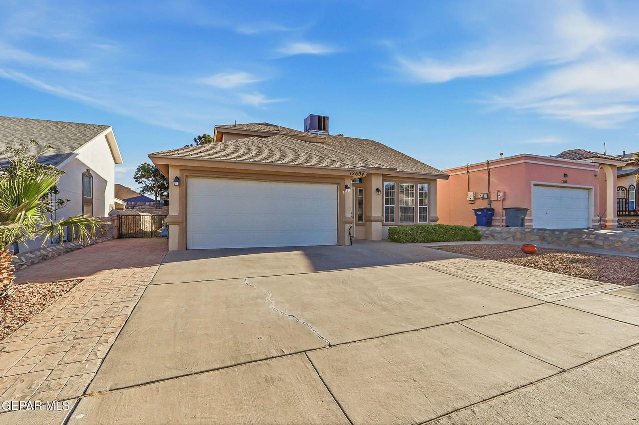 12604 Gilded Sun Dr - Photo 3 of 33