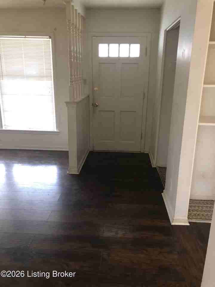 1235 Morgan Ave - Photo 2 of 10