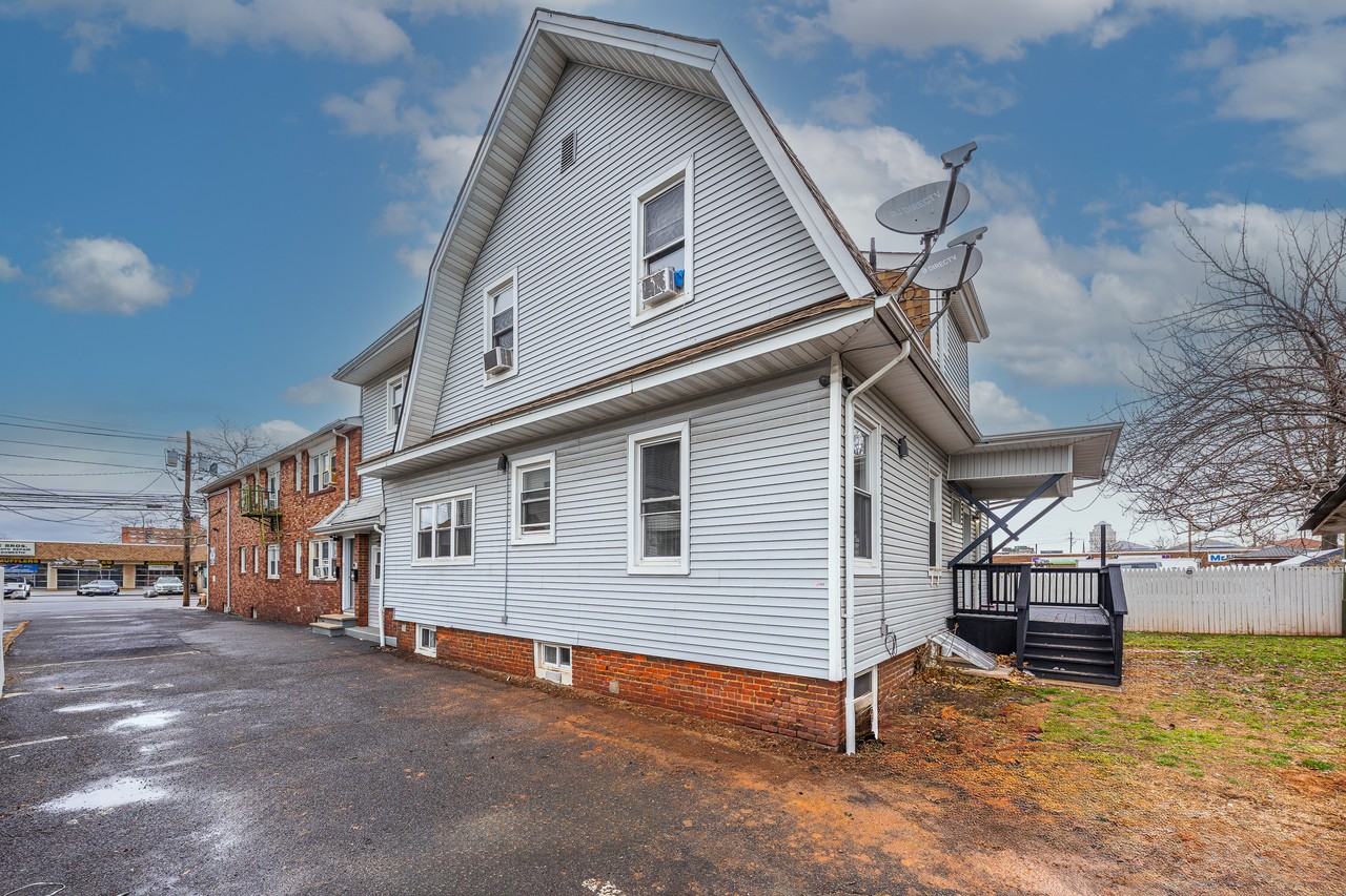 338 Rahway Ave - Photo 3 of 28