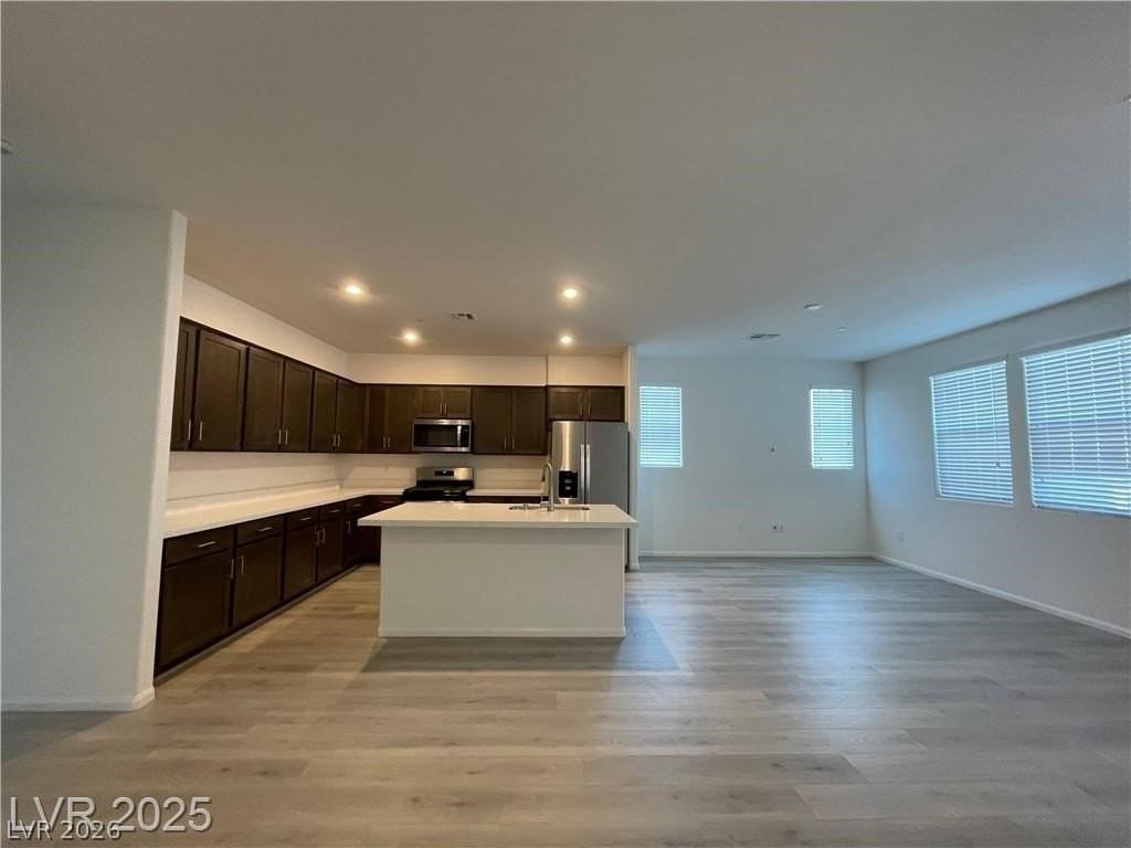 645 Bellus Pl - Photo 3 of 33