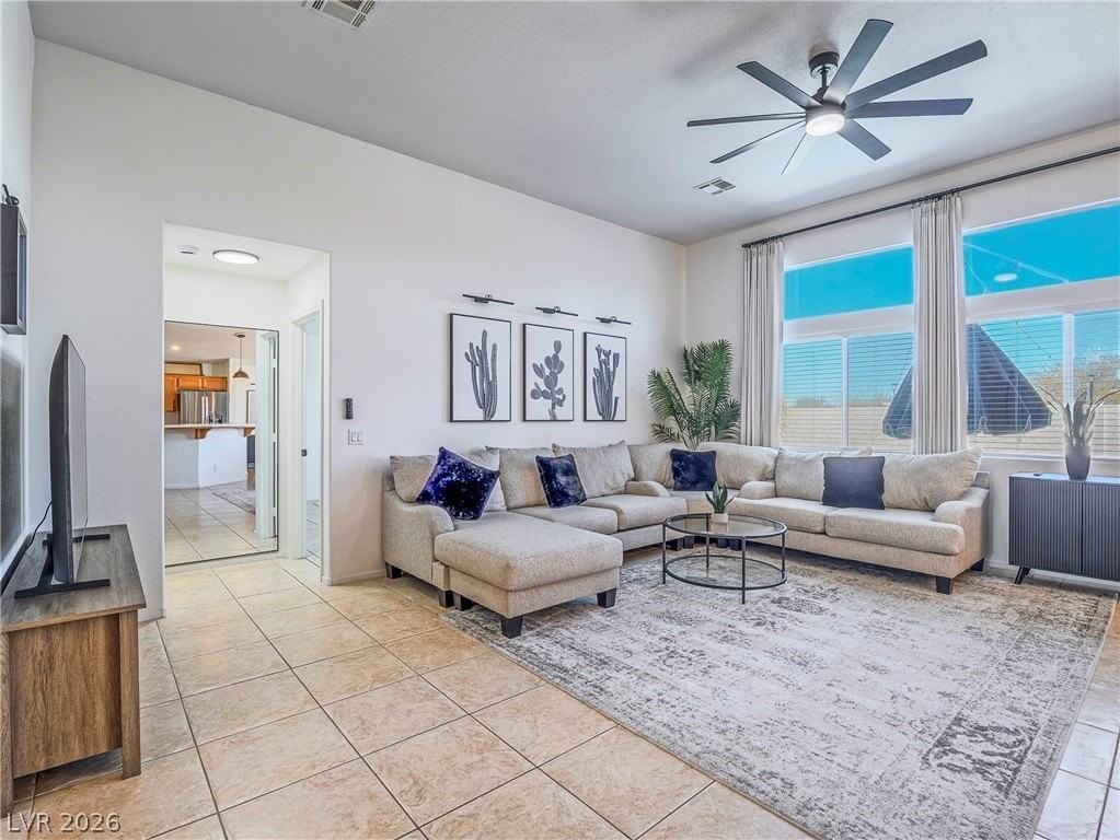 6832 Rosinwood St - Photo 7 of 34