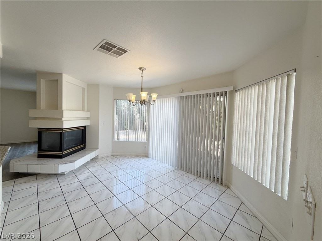 2706 Chokecherry Ave - Photo 7 of 43