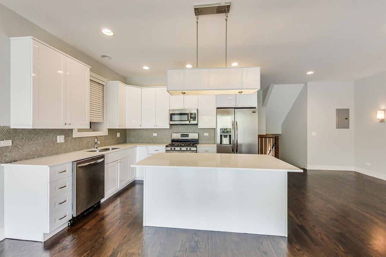 1701-03 North Kedzie Ave - Photo 7 of 25