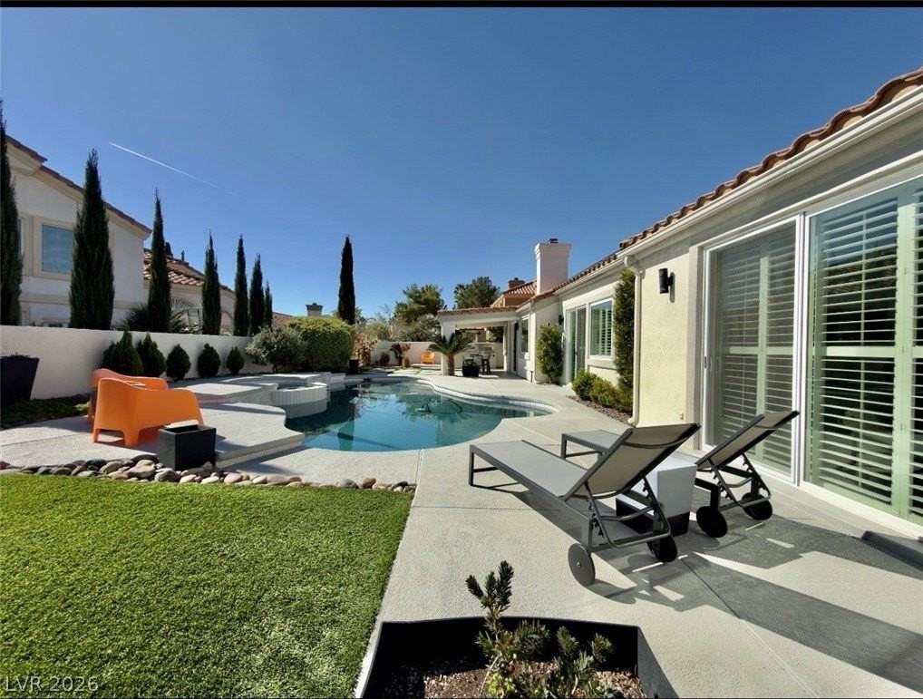 1524 Breeze Canyon Dr - Photo 2 of 21