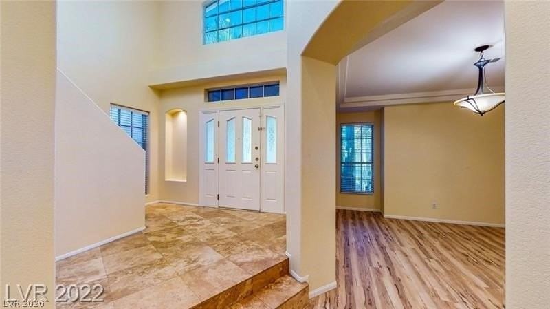 8432 Bay Point Dr - Photo 2 of 20