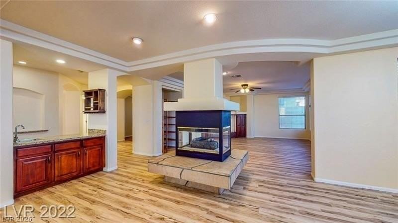 8432 Bay Point Dr - Photo 4 of 20