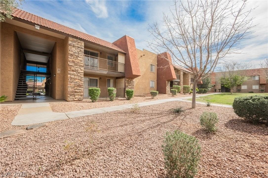 4921 Indian River Dr #120 - Photo 2 of 37