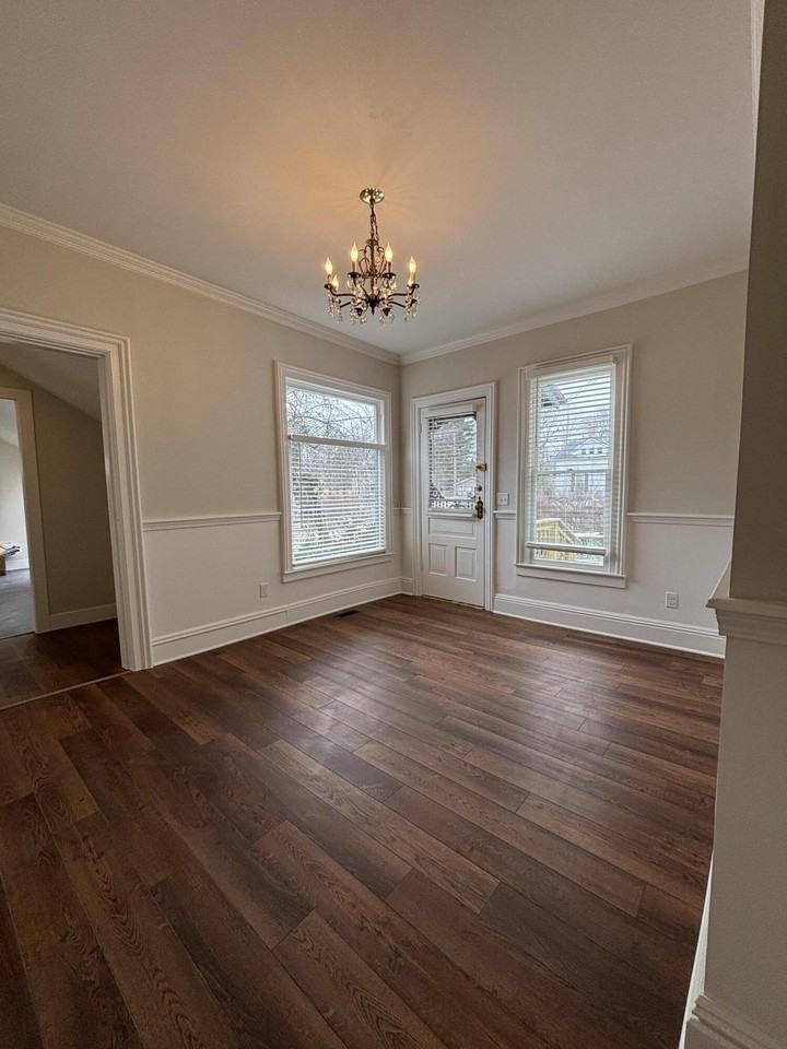 118 S Evans St Unit A - Photo 6 of 17