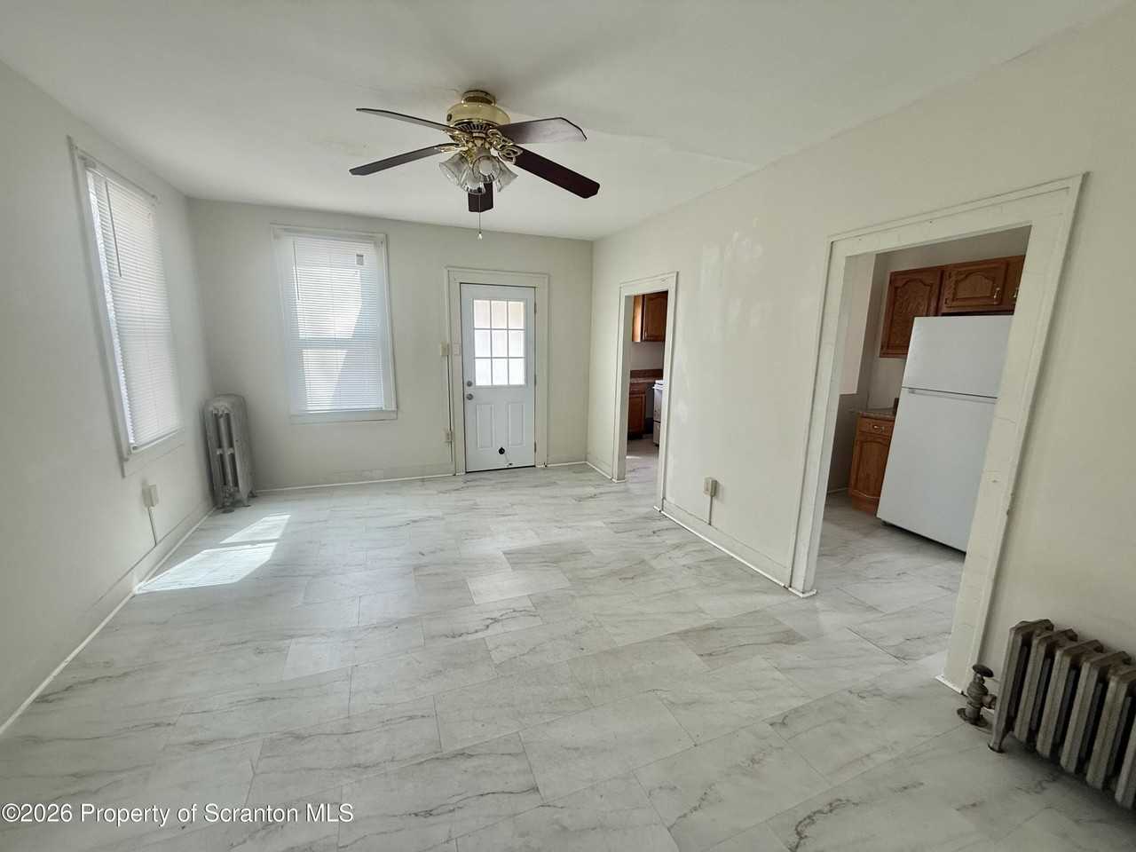 301 S Main Street - Photo 4 of 10