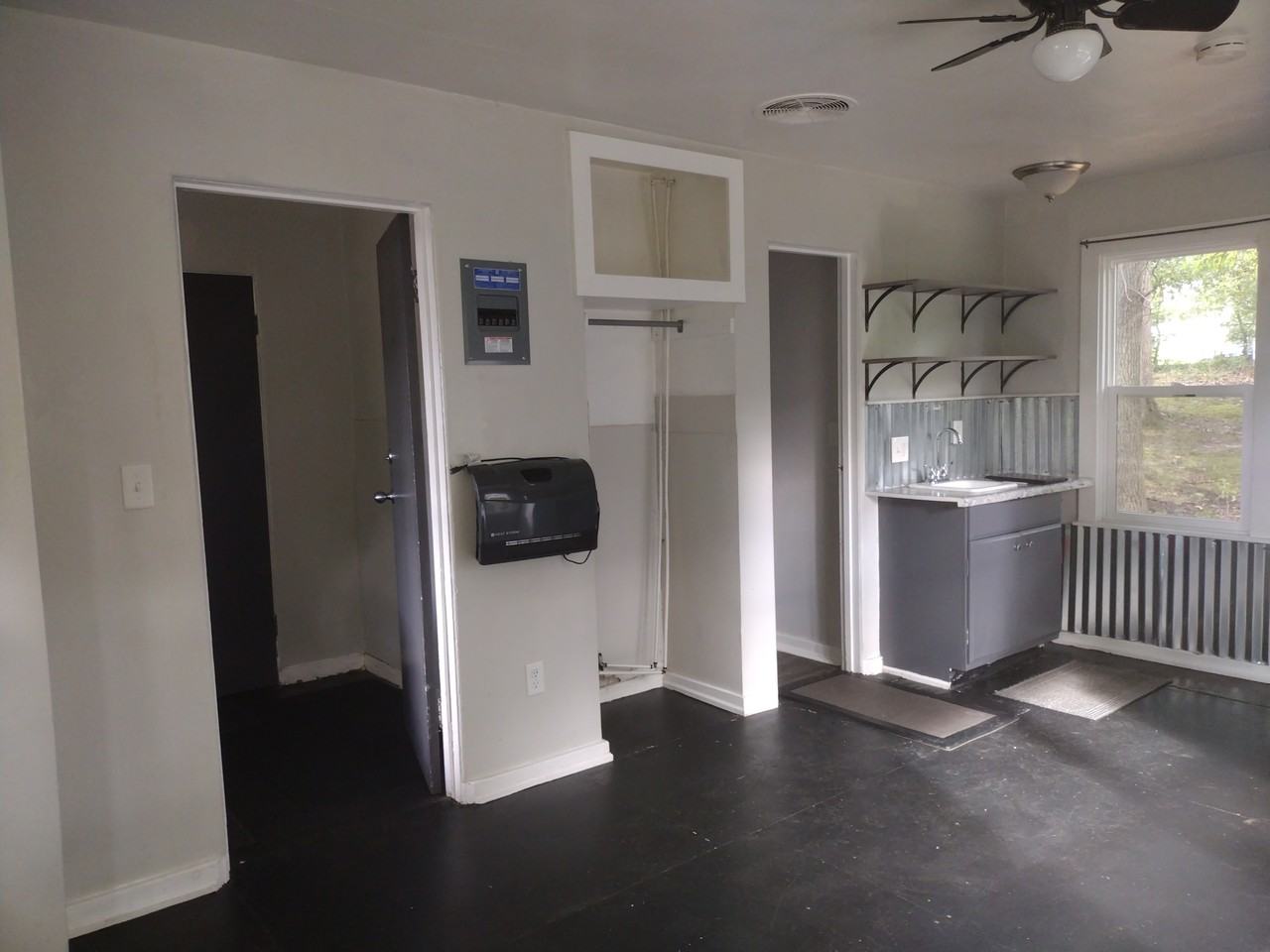 OAKCREST OF COURTLAND - Photo 6 of 15