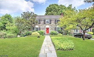 featured image of 548 Hartford Ct