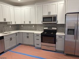 featured image of 37 6th St