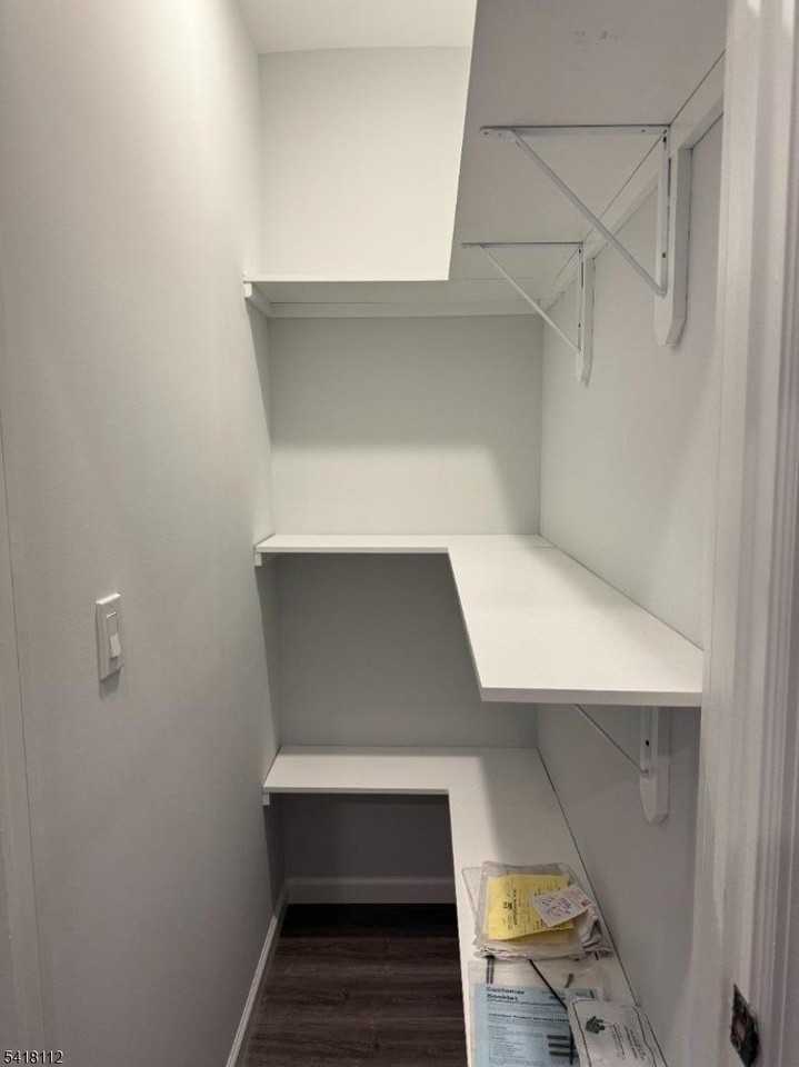 37 6th St - Photo 5 of 24