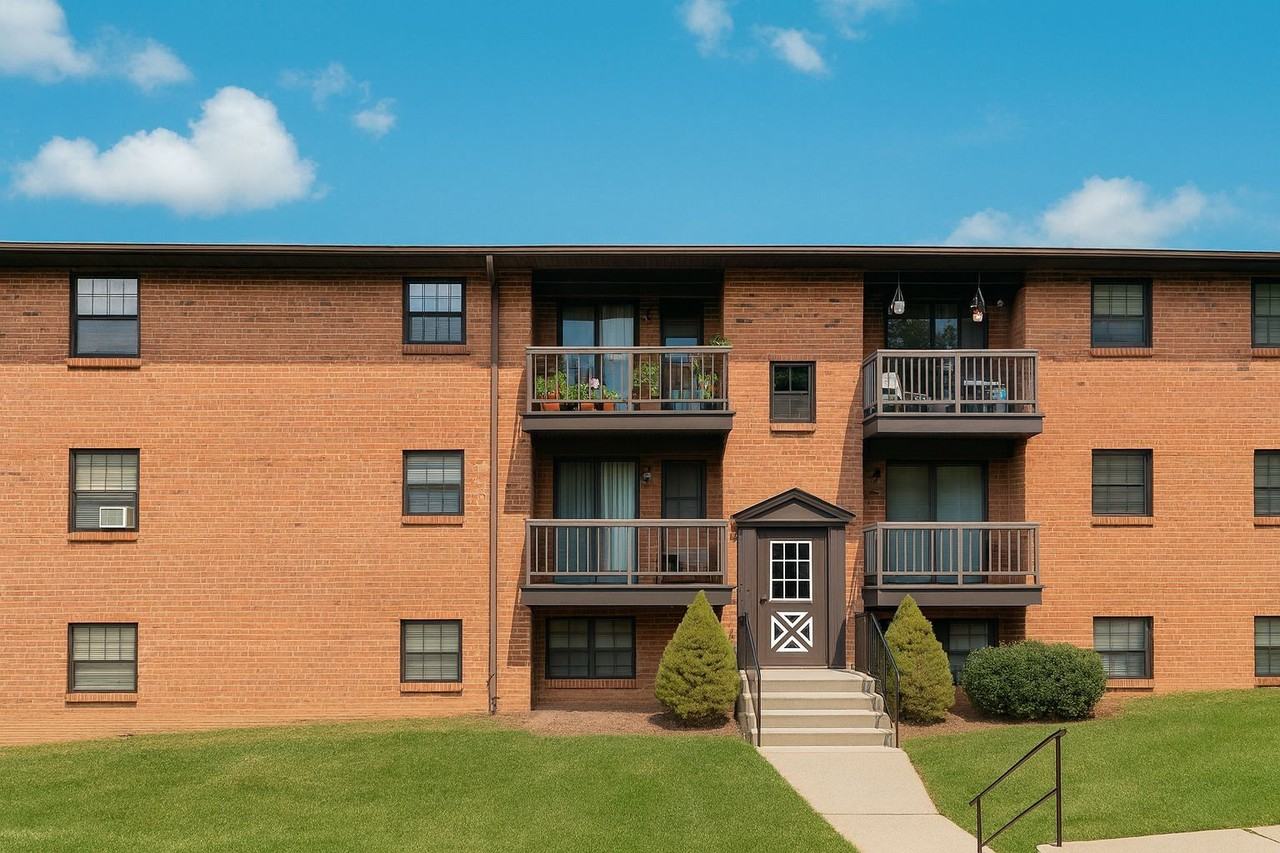 East Walnut Commons - Photo 7 of 7