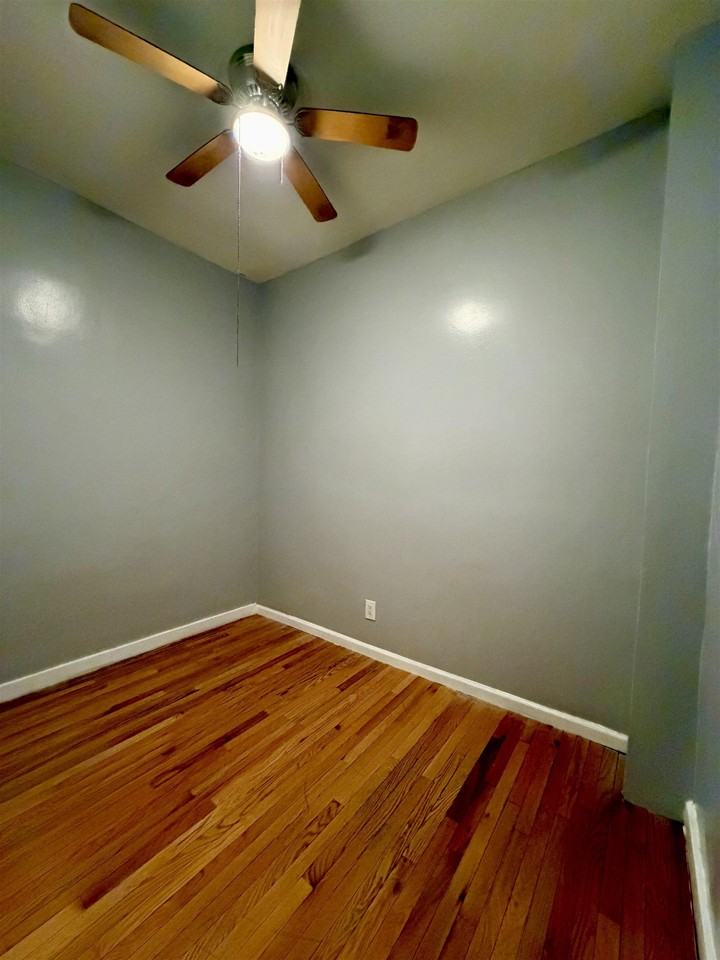 206 Hancock Ave #1 - Photo 7 of 9