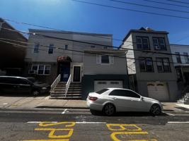 featured image of 633 37th St #1