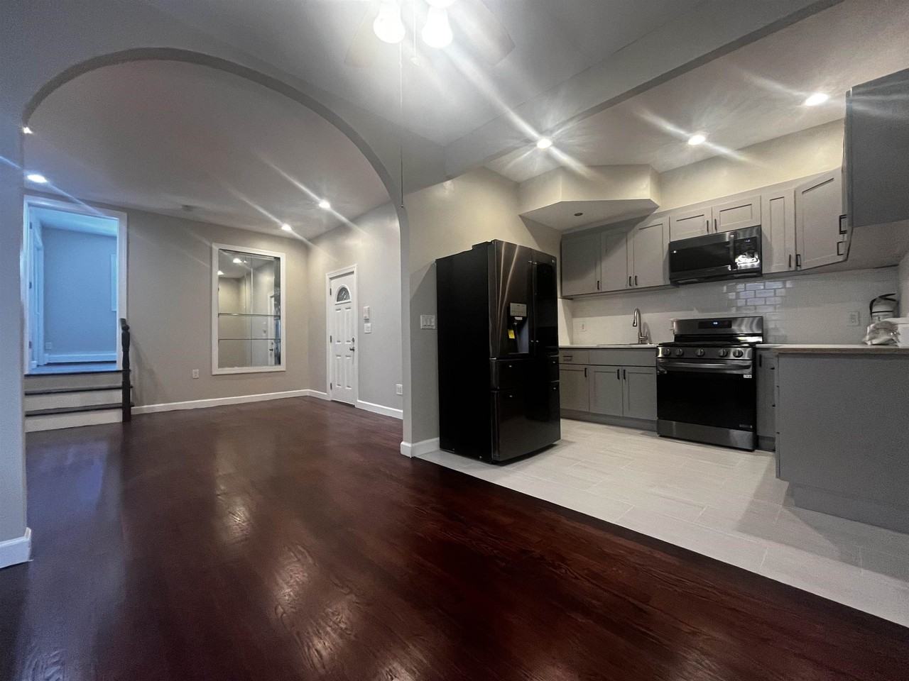 633 37th St #1 - Photo 7 of 15