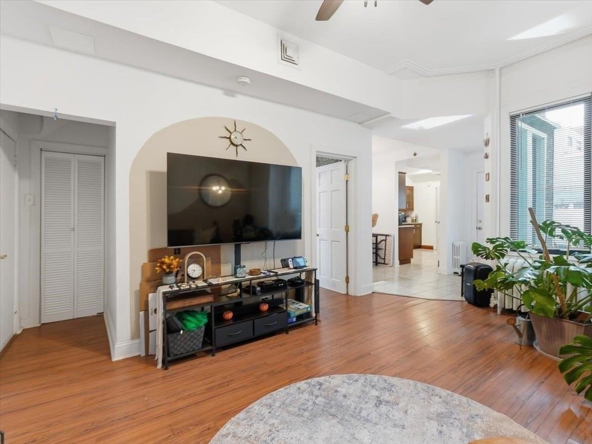 207 19th St #1 - Photo 2 of 29