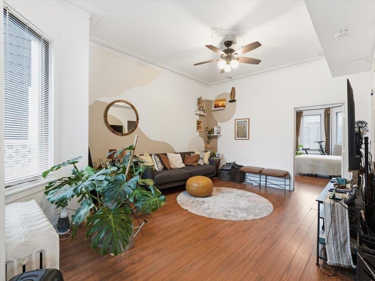 207 19th St #1 - Photo 3 of 29