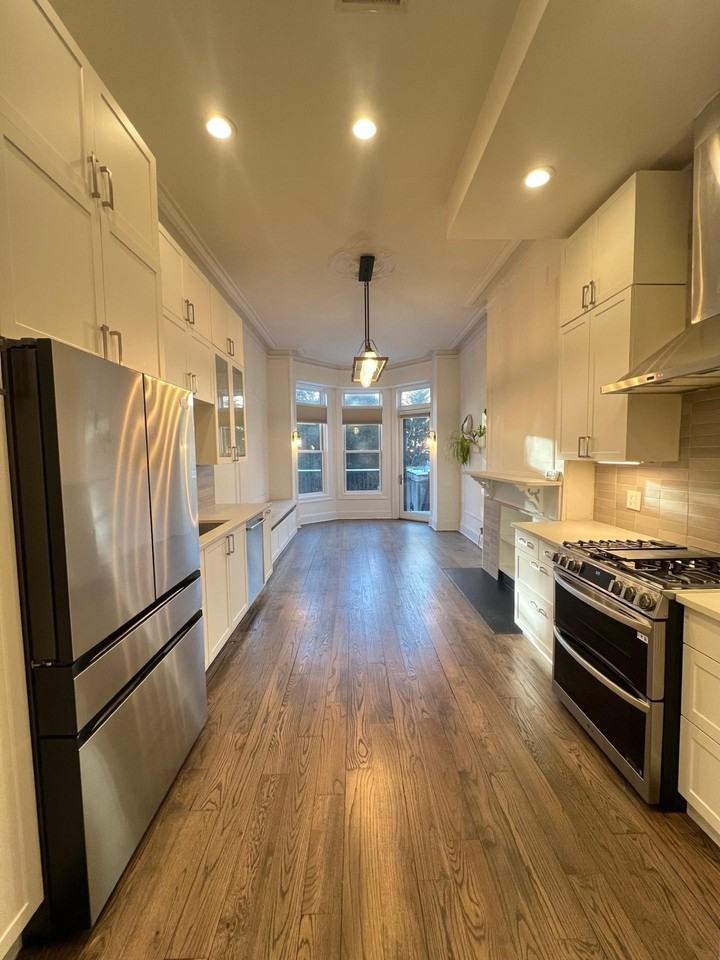 122 Mercer St - Photo 3 of 33